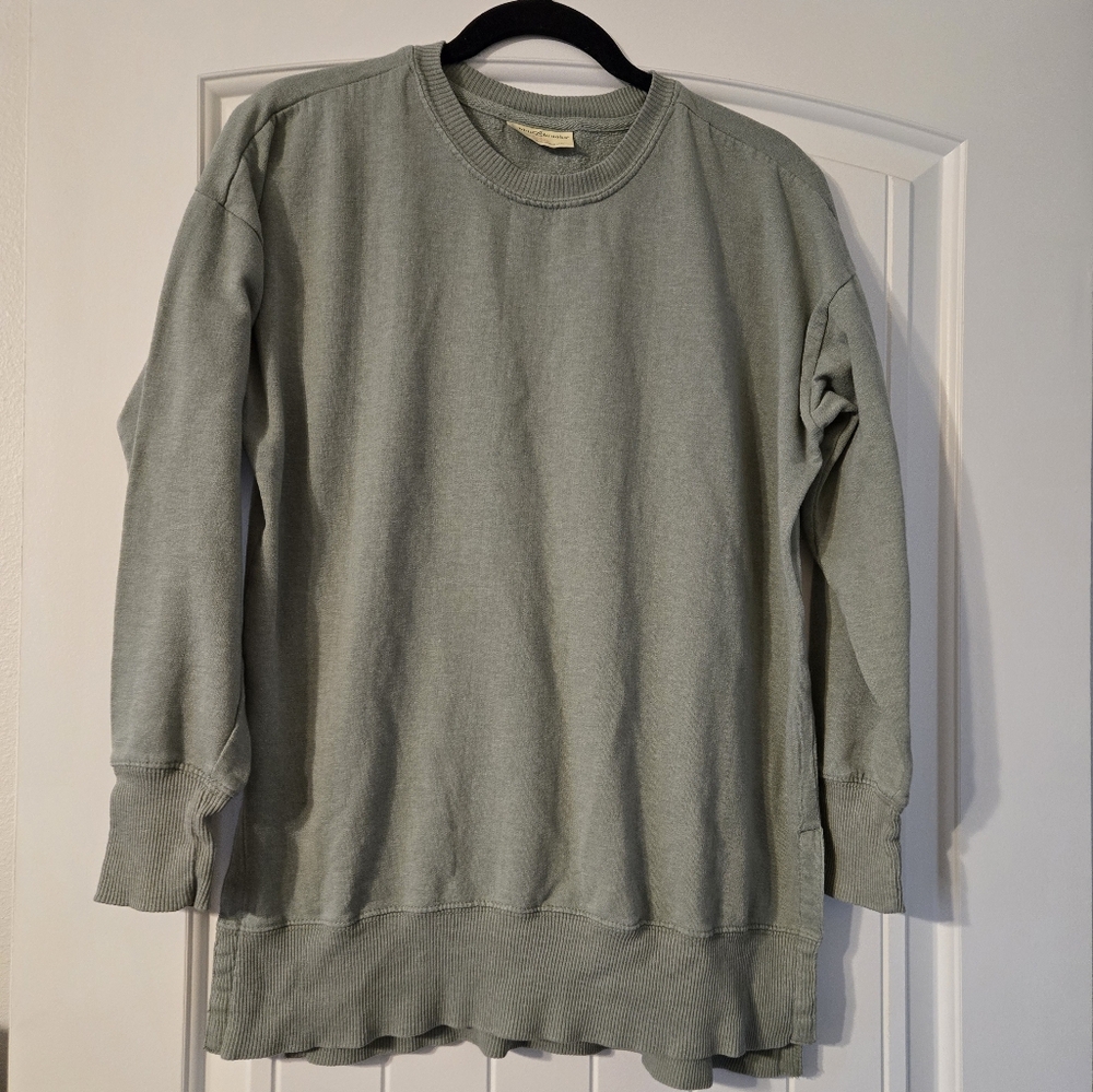 Bobbie Brooks Crew Neck Sweatshirt